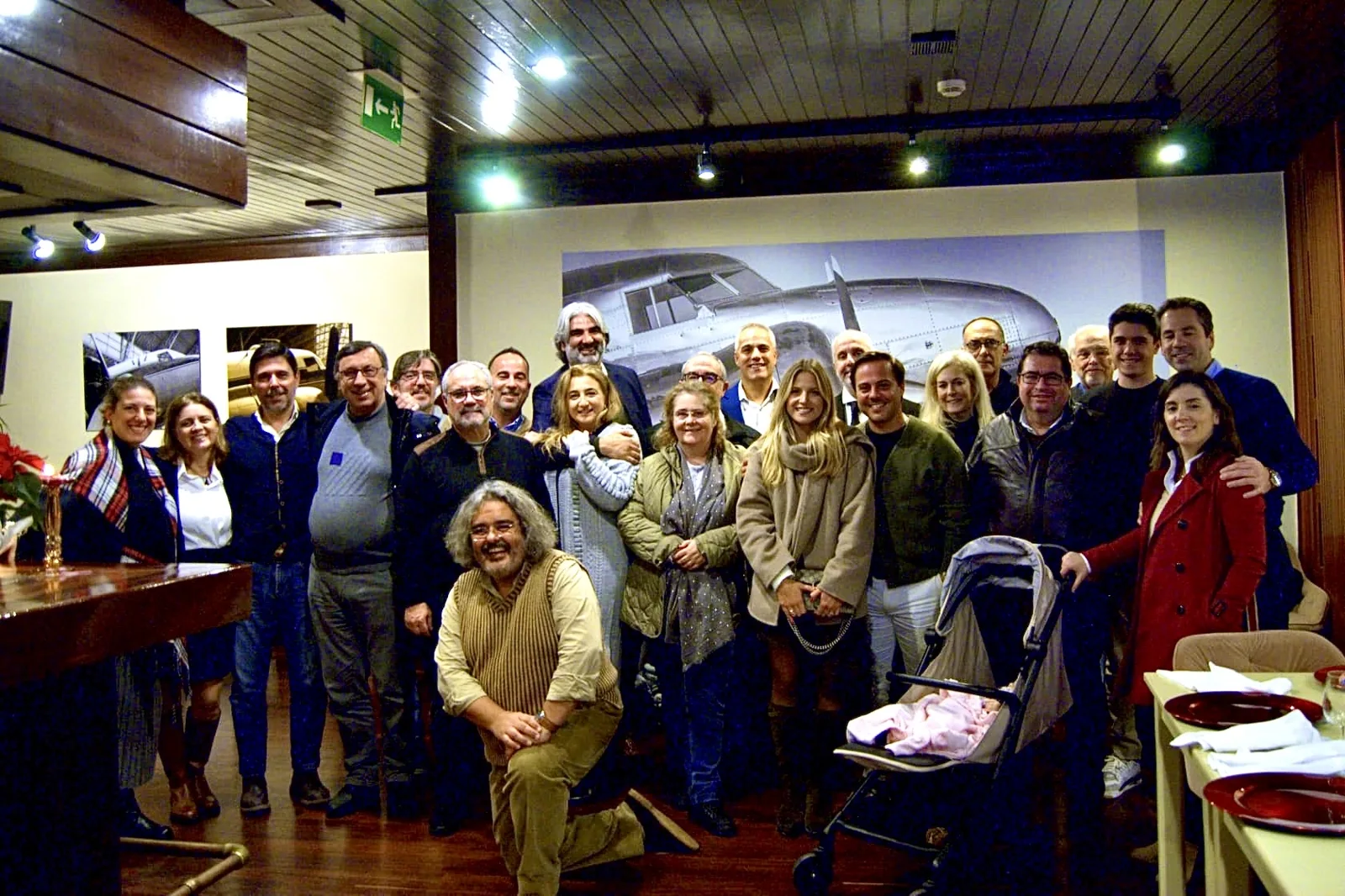 Fotografia de grupo no Jantar de Natal 2025